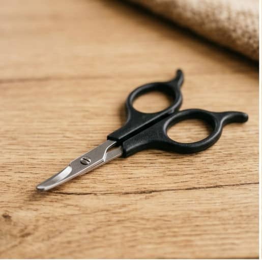 Scissor-style cat nail clipper